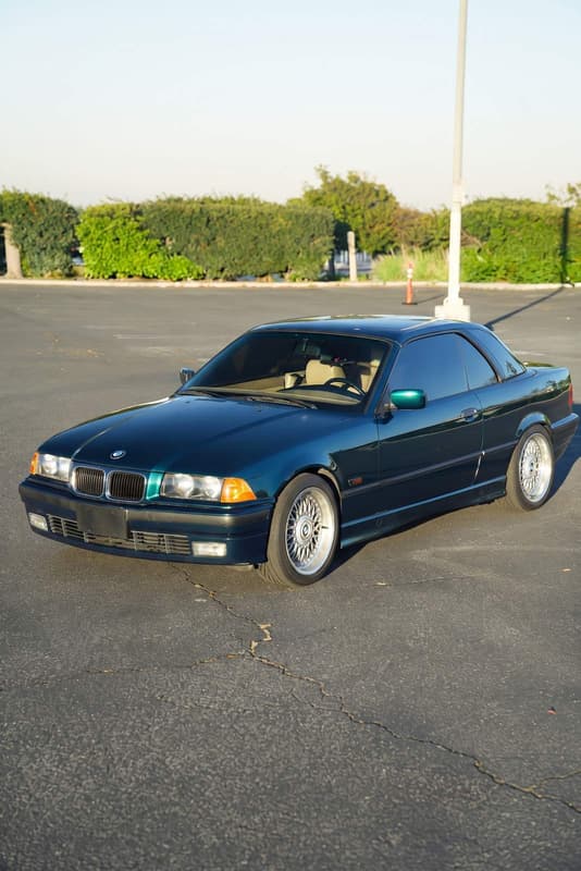 1995 BMW 323i